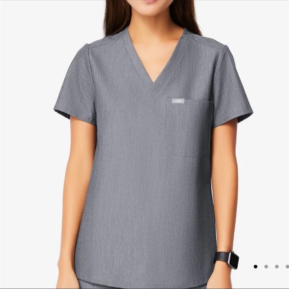 FIGS Graphite Gray Scrub Set-Zamora Jogger-Catarina Top - Picture 3 of 3